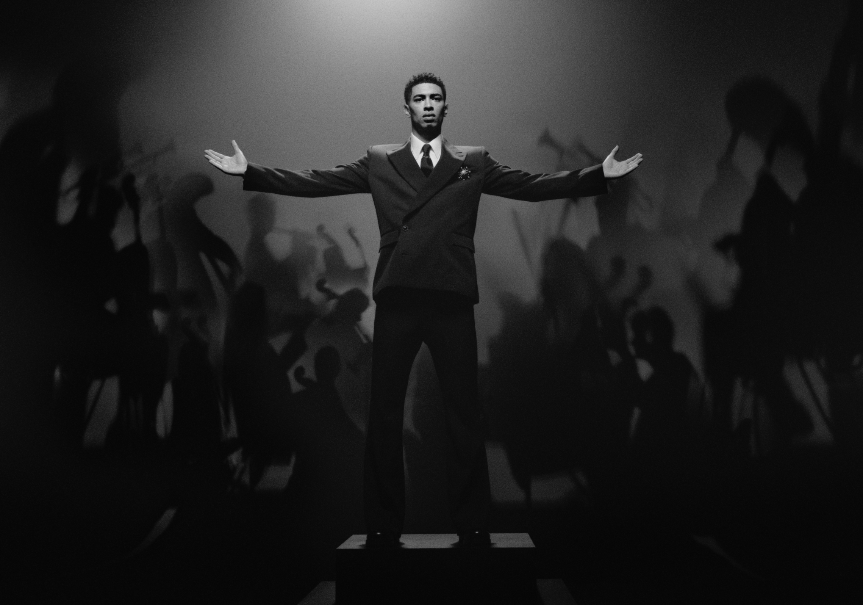 LOUIS VUITTON ANUNCIA A JUDE BELLINGHAM COMO AMIGO DE LA CASA